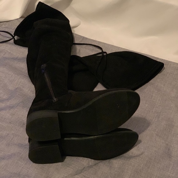 A New Day Tie Back Over Knee Suede Boots - Picture 4 of 5